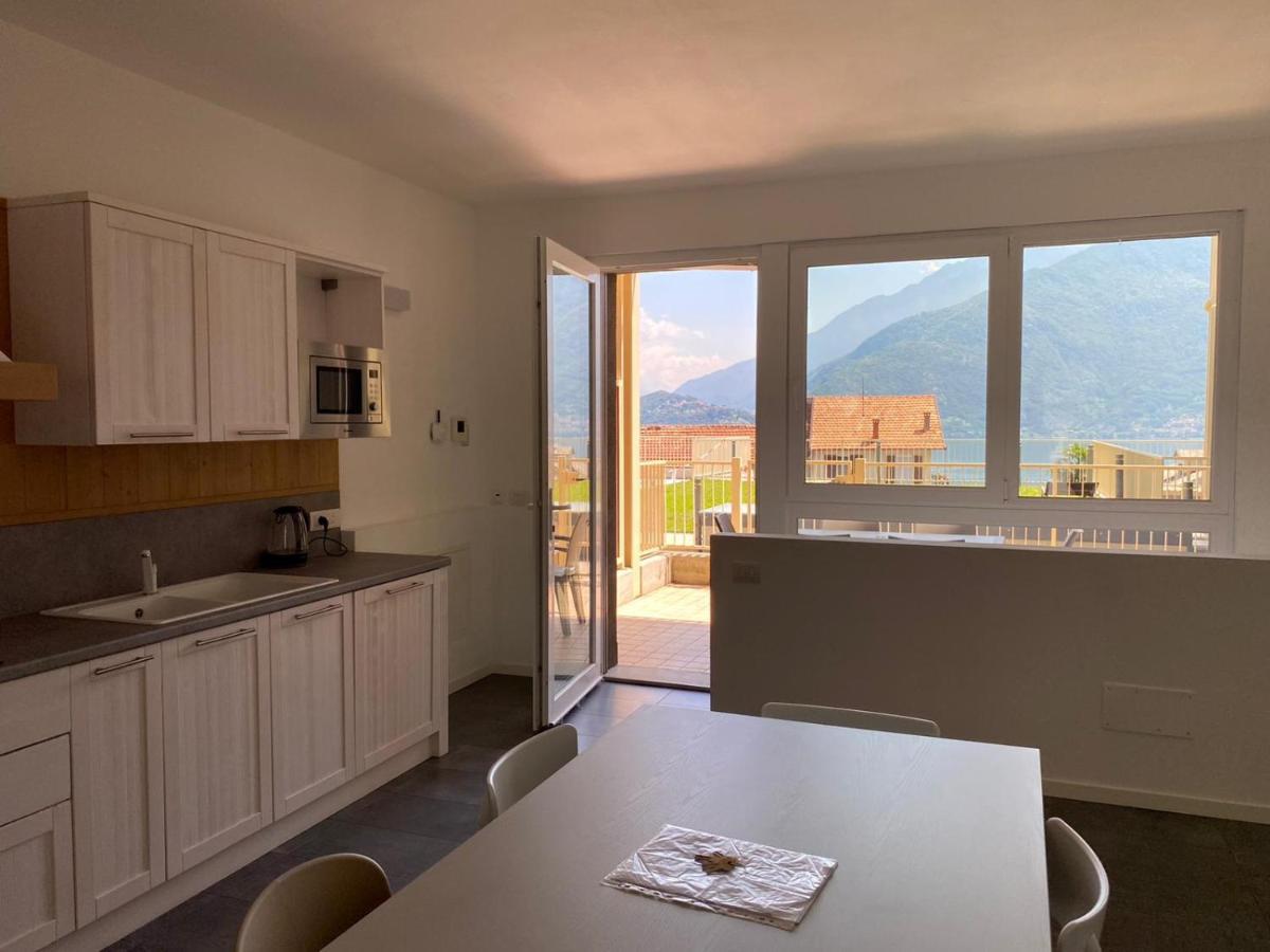 Modern Apartments Lake View With Pool Musso Buitenkant foto